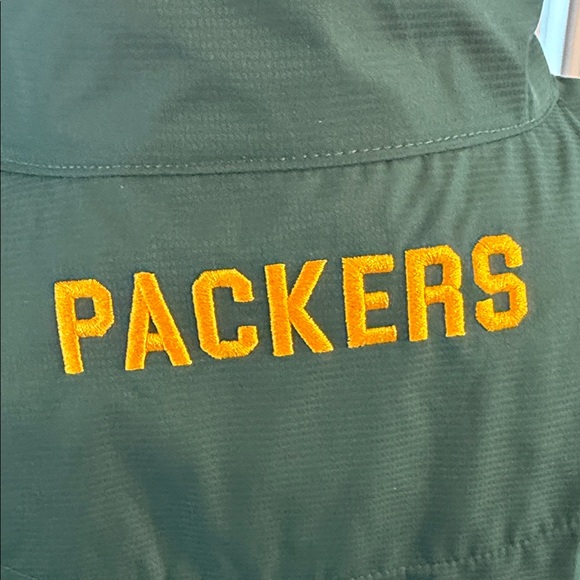 Green Bay Packers Quarter-Zip Short Sleeve Jacket with Yellow Trim Large Unisex - Picture 4 of 7